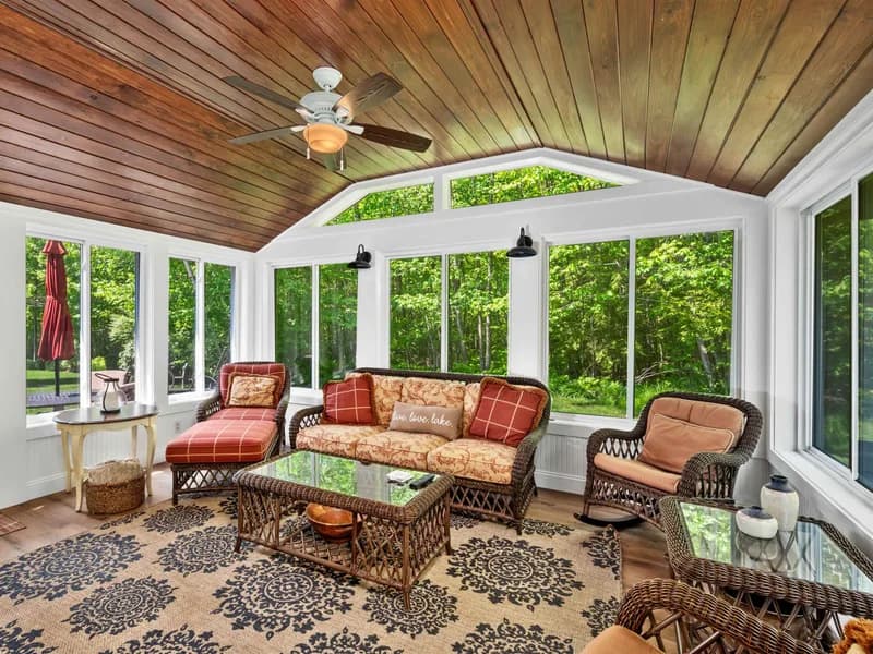 The Hamptons South Down 1